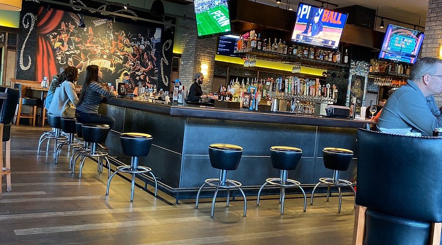 bar-louie