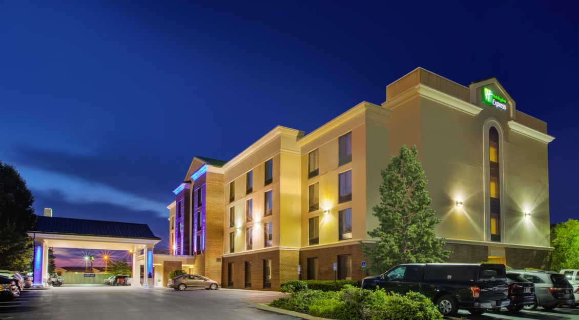 Holiday Inn & Suites, Bradely, IL by Sudoku Constructions